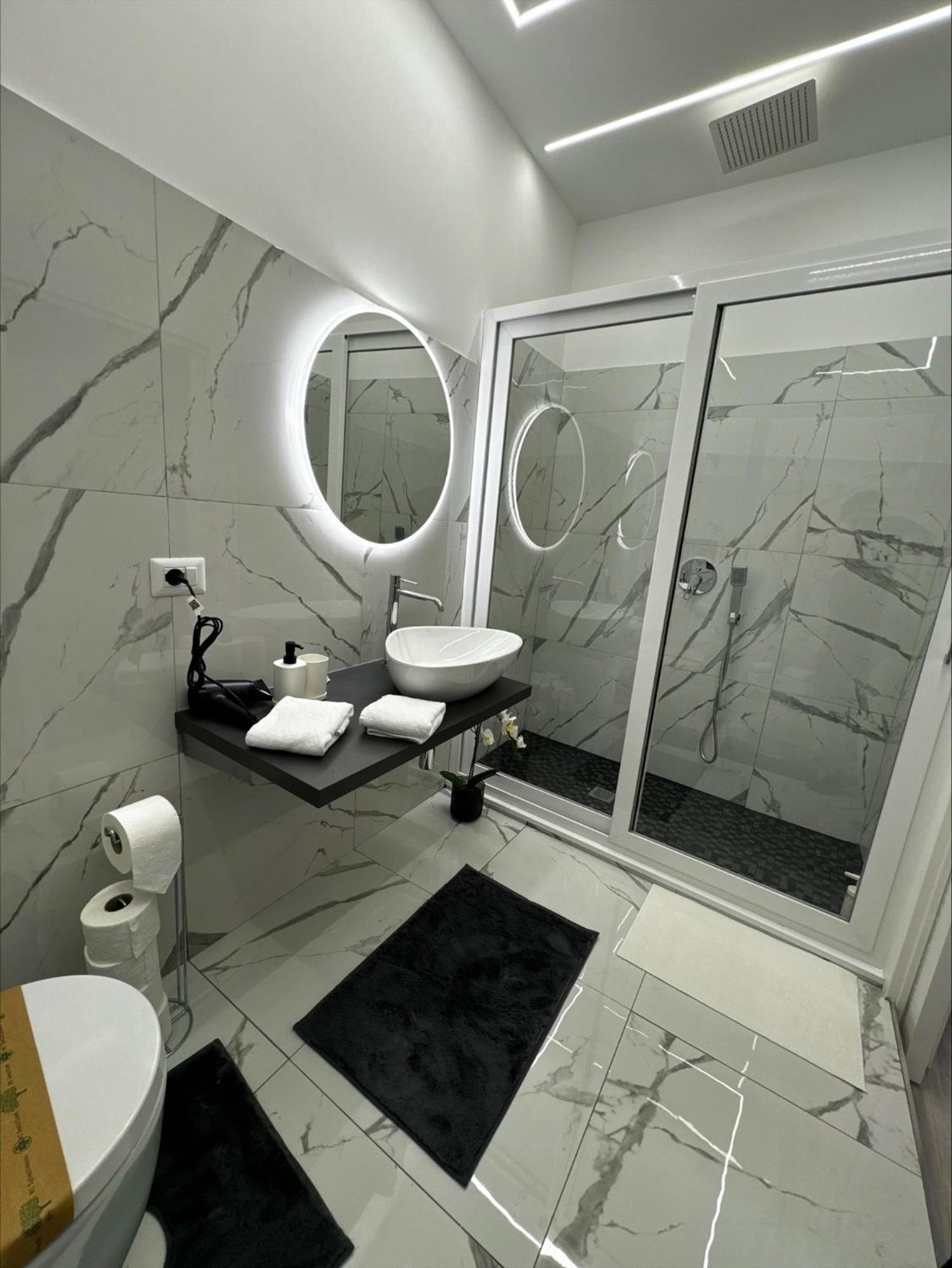 Matthias Luxury House Hotel Catania Ngoại thất bức ảnh
